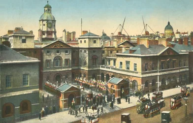 Horse Guards, Whitehall, Londýn, c1910.