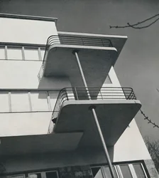 Dům pro dvě rodiny v Budapešti, Rumunsko, 1933