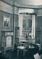 Interiér. Zdobil M. Niedermoser, c1900