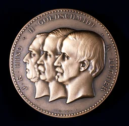 John Russell Hind, Hermann Goldschmidt a Robert Luther, astronomové, c1900