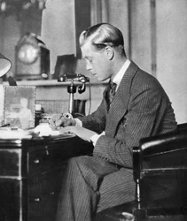 Král Edward VIII při práci, 1936
