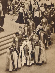 Král Jiří VI opouští opatství, 12. května 1937