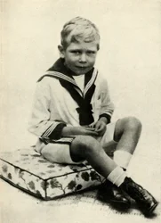 Král Jiří VI. na dovolené v Osborne v roce 1899, 1937.