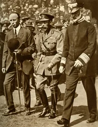 King George V navštěvuje baseballový zápas na Stamford Bridge, Londýn, 1935.
