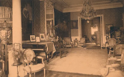 Místnost Ludvíka XVI. na kubánském velvyslanectví v Bruselu, Belgie, 1927.