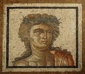 Lyon, region Auvergne, Rhone Alpes, departement Rhone. 69 000 Mozaika Bacchus-Dionysus. Jarní detail