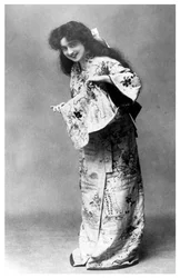 Madge Crichton , britská herečka, c1897-1919