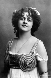 Marie Studholme 1875-1930, anglická herečka, 1900
