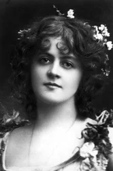 Marie Studholme 1875-1930, anglická herečka, 1900