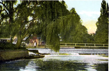 Marlow Weir, Buckinghamshire, 20. století