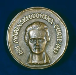Pamětní medaile Marie Sklodowské Curie, francouzské fyziky polského původu, 1967