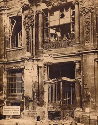 Členové Lidové námořní divize na balkóně městského paláce, prosinec 1918, 1918, 193