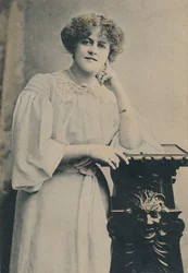 Slečna Marie Studholme, 1872-1930, c1930.