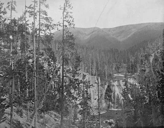 Řeka Missouri, pod Great Falls, Montana, c1897.