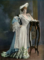 Mlle. Paule Andral - Du Theatre Du Vaudeville - Role Roseline Denis. - L