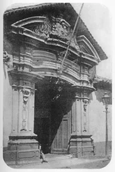 Staré Santiago – jeden z mála zbylých domů, postavený během španělské okupace v letech 1750-1810, 1911