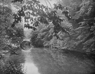 Na Wissahickon Creek, Fairmount Park, Philadelphia, c1897.