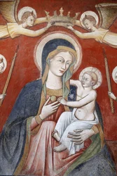 Malba v bazilice di Santa Caterina, Galatina, Apulie: Andělé korunující Marii držící Ježíše, Galatina, Itálie