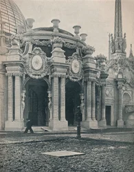 Panamsko-pacifická mezinárodní výstava: hlavní vchod do Paláce zahradnictví, 1915