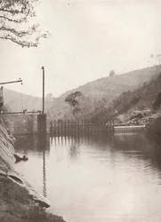 Pirahy Diversion Dam z proti proudu Rio Light and Power Works, 1914