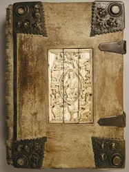 Deska s Kristem ve majestátu a čtyřmi evangelisty, 1000-1100.