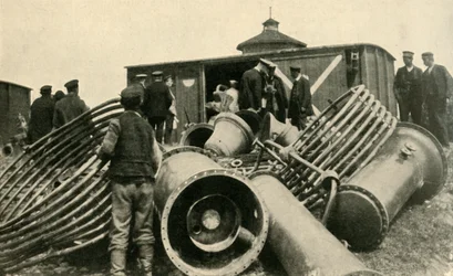 Příprava na evakuaci Varšavy, první světová válka, 1915, c1920.