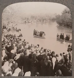 Kněží žehnající Jordán, c1900