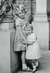 Princezny Elizabeth a Margaret Rose, 1932, 1937