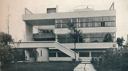 Soukromý dům v Garches, nedaleko Paříže: Garden Front. Architekti, Le Corbusier a Pierre Jeanneret,