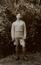 Vojín Nelson, 5. pluk východního Surrey, Chakrata, Indie, 1917