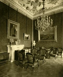 Soukromá kancelář císaře Františka Josefa I. v Hofburgu, Vídeň, Rakousko, c1935.