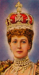 Královna Alexandra, manželka krále Eduarda VII., při své korunovaci, 1902 1935