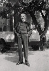 Romain Rolland , francouzský dramatik, spisovatel, historik umění a mystik, 1921