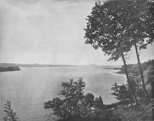 Jezero Saratoga, Saratoga, NY, c1897.
