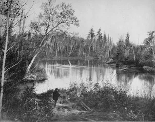 Scéna na řece Peshtigo, Wisconsin, c1897.