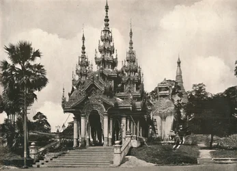 Jižní vchod do pagody Shwedagon, Yangon, 1900.