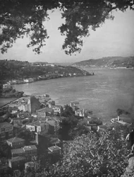 Bospor - Konstantinopol v dálce, 1913