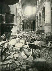 Poškození katedrály Cambrai, 1919.