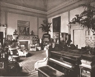 Přijímací pokoj v White Lodge, Richmond Park, 1894.