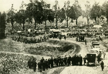Němci zatýkají civilisty ve Visé v Belgii, srpen 1914, c1920.