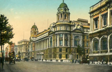 The War Office, Whitehall, Londýn, c1910.