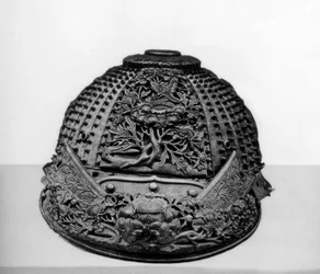 Brnění Yoshitsune, 12. století 1886