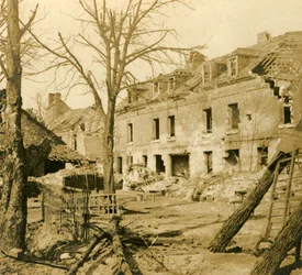 Sklárna v Soissons, severní Francie, c1914-c1918