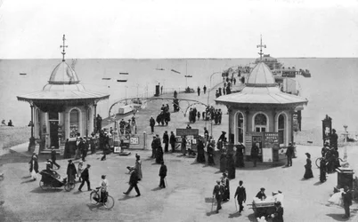 Molo, Worthing, Západní Sussex, 1900-C1920