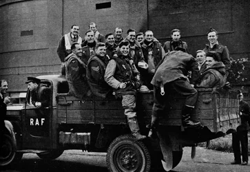 Jejich srdce jsou vysoko, 1941