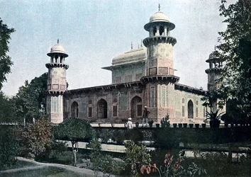 Hrobka Itimad-Ud-Daula, Agra, Indie, c1890