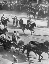 Car Nicholas II s návštěvou francouzského prezidenta Poincare, Petrohrad, Rusko, 21. července 1914.