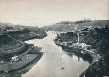Whitby - Celkový pohled na město, 1895