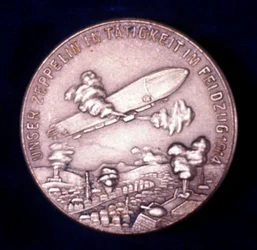 Vzducholoď Zeppelin v akci během první světové války, 1914