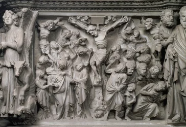 Výjev Ukřižování: detail reliéfu z vrcholu šestiboké kazatelny od Giovanniho Pisana (1245-1329), asi 1297 (mramor) (detail 77020)